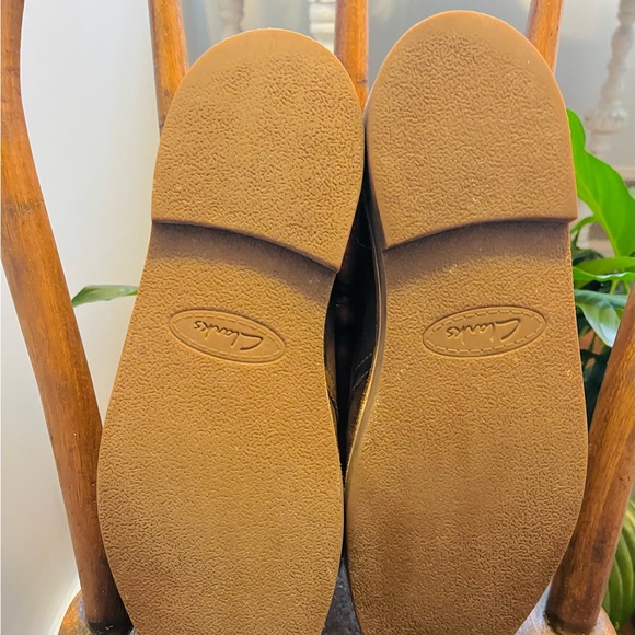 Clark’s Chukka Boots main image 5